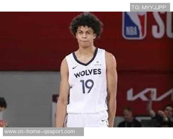 芬奇赞贝兰热打球风格强硬敏锐感知比赛局势令人印象深刻