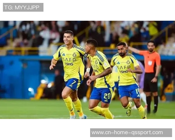 C罗友谊赛上半场被替换下场利雅得胜利与对手战成平局