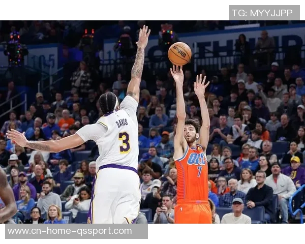 NBA精彩回顾马刺战胜狼队雷霆压制热火勇士轻松战胜黄蜂开拓者力克湖人